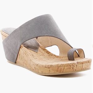 Donald Pliner Gyer Wedge Sandal Light Pewter Distressed Metallic 6.5 NIB